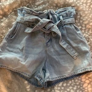American Eagle paper bag shorts NWT